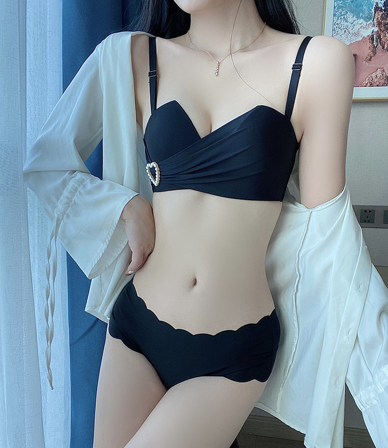 Comfortable Adjustable Push Up Women's Bra Set